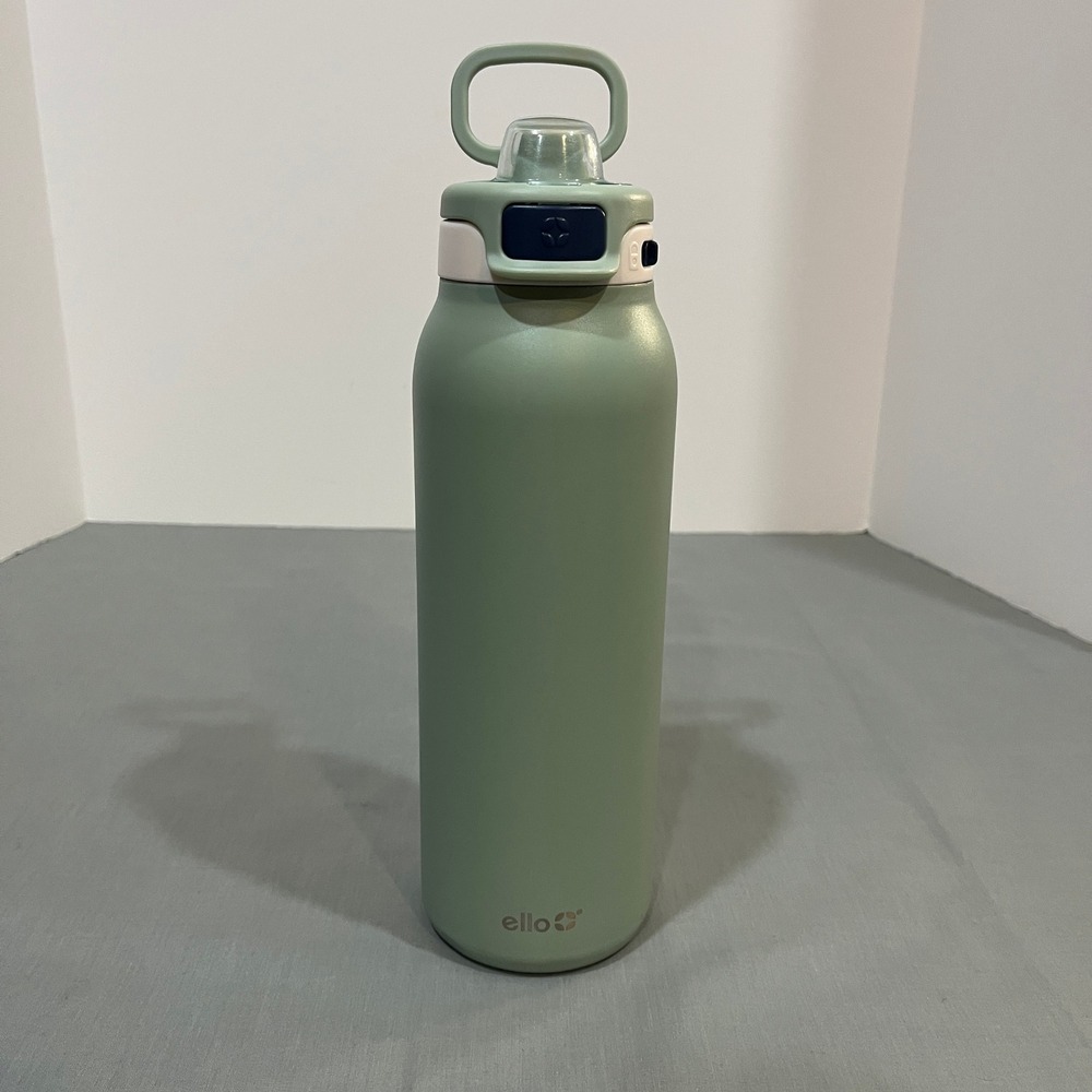 Ello Water Bottle Unisex 32oz Sage Green Stainless Steel Vacuum Insulated Lid
